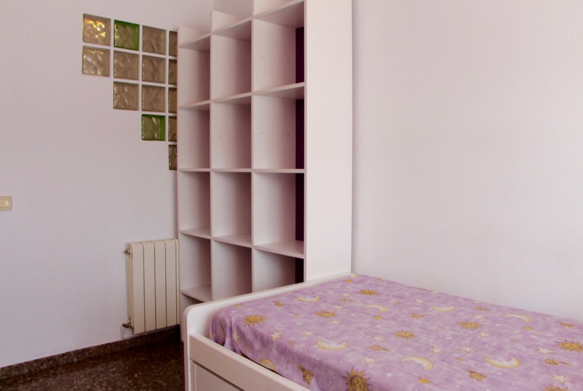 Apartamento en Av.1º de mayo, Alfara del Patriarca – A0169-3