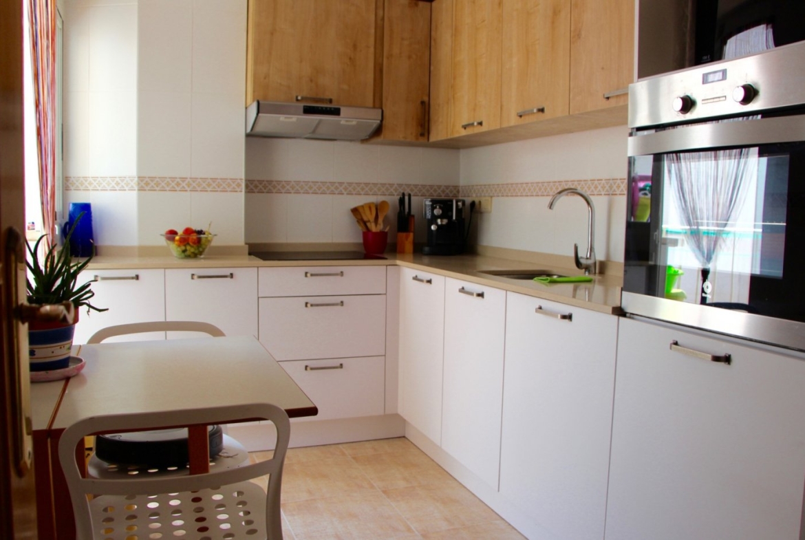 Apartamento en Av.1º de mayo, Alfara del Patriarca – A0169-3