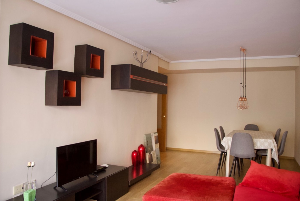 Apartamento en Calle Colon, Moncada – A0233-4