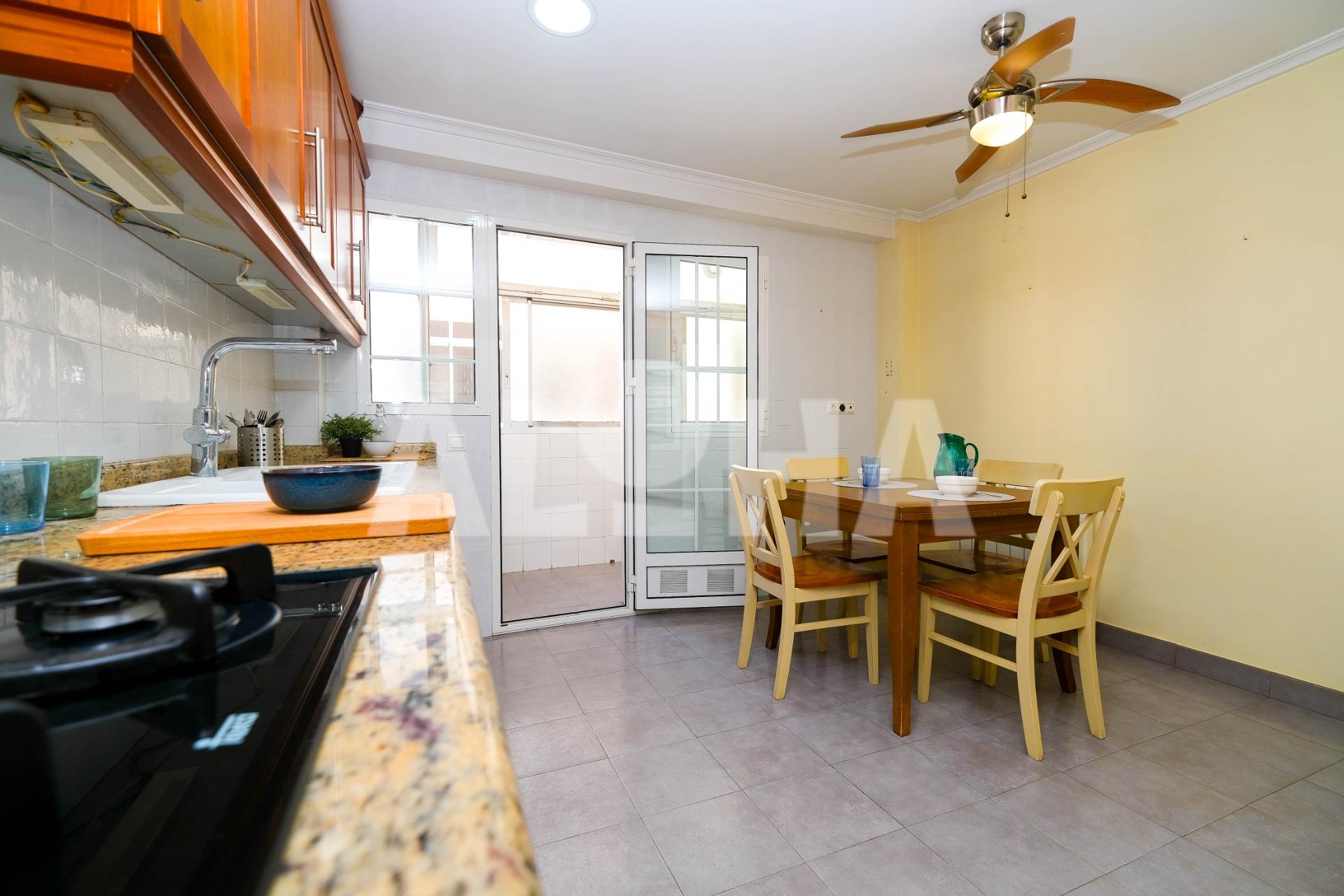 Apartamento en El Pla del Remei, Valencia – A0601-3