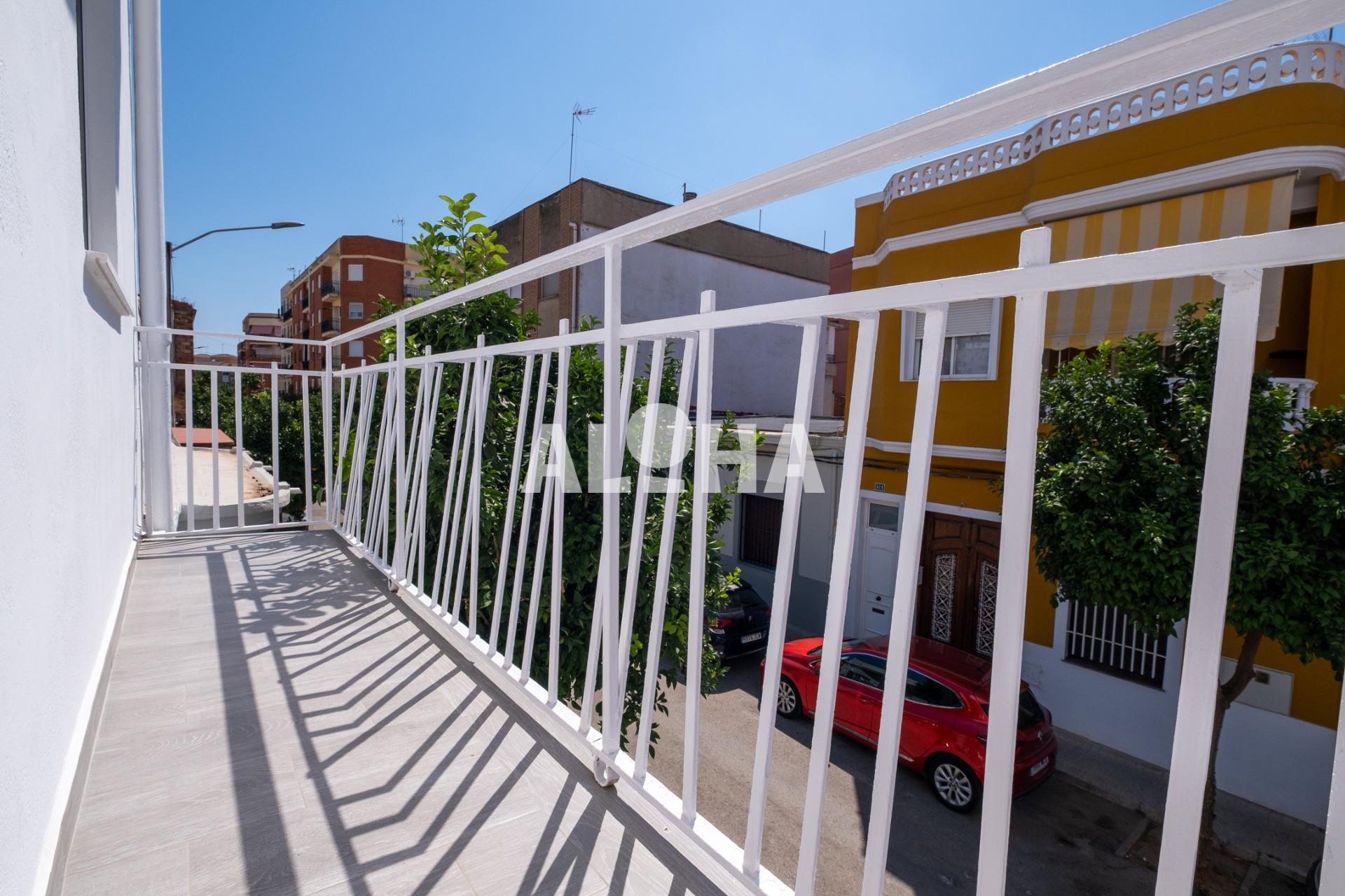 Apartamento en Seminari, Moncada – A0732