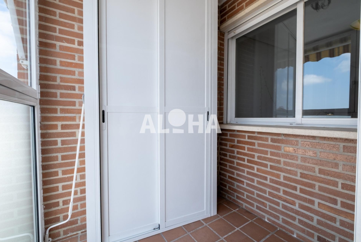 Apartamento en Av.1º de mayo, Alfara del Patriarca – A0169-3