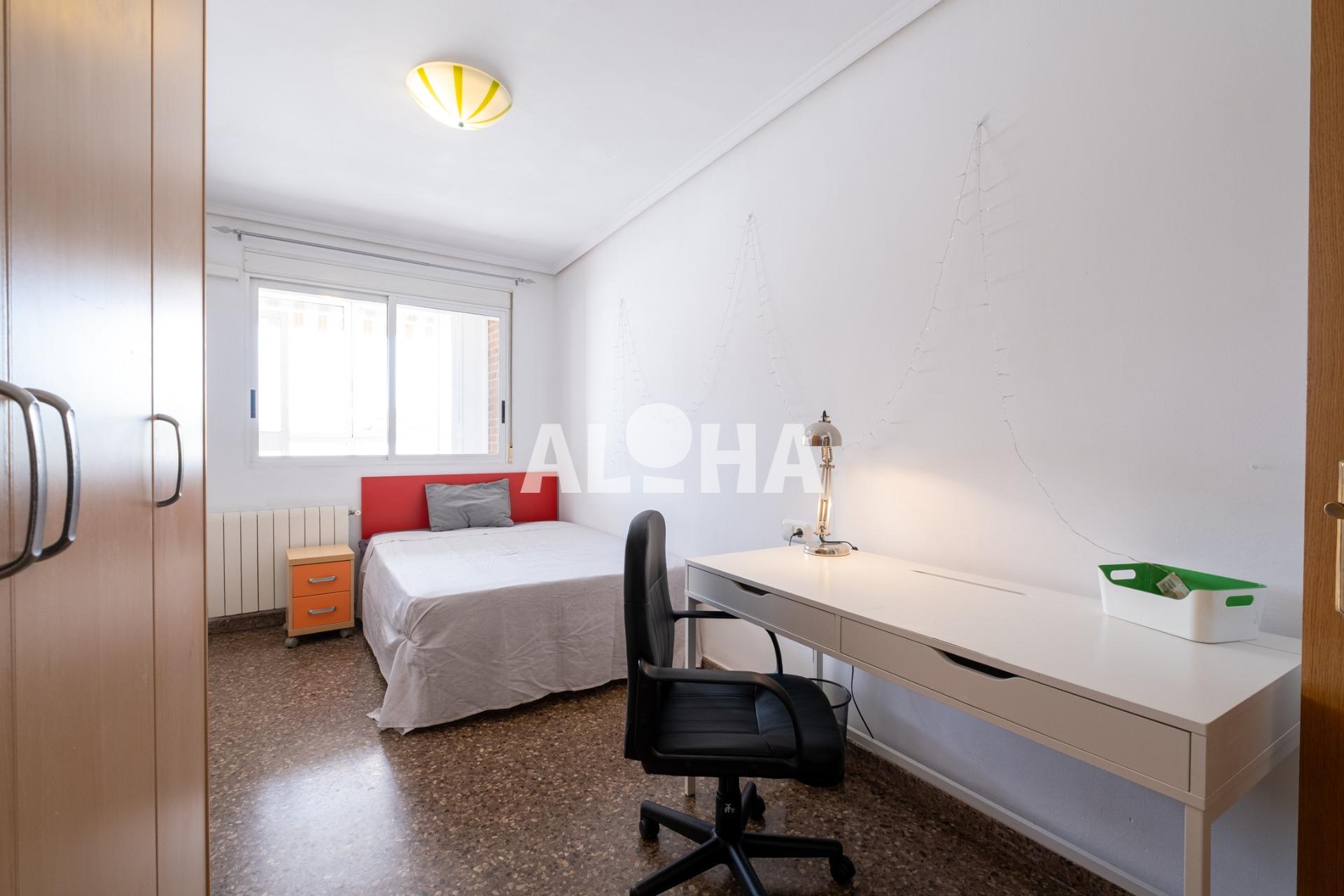 Apartamento Av.1º de mayo Alfara del Patriarca 2 Apartamento en Av.1º de mayo, Alfara del Patriarca – A0169-3
