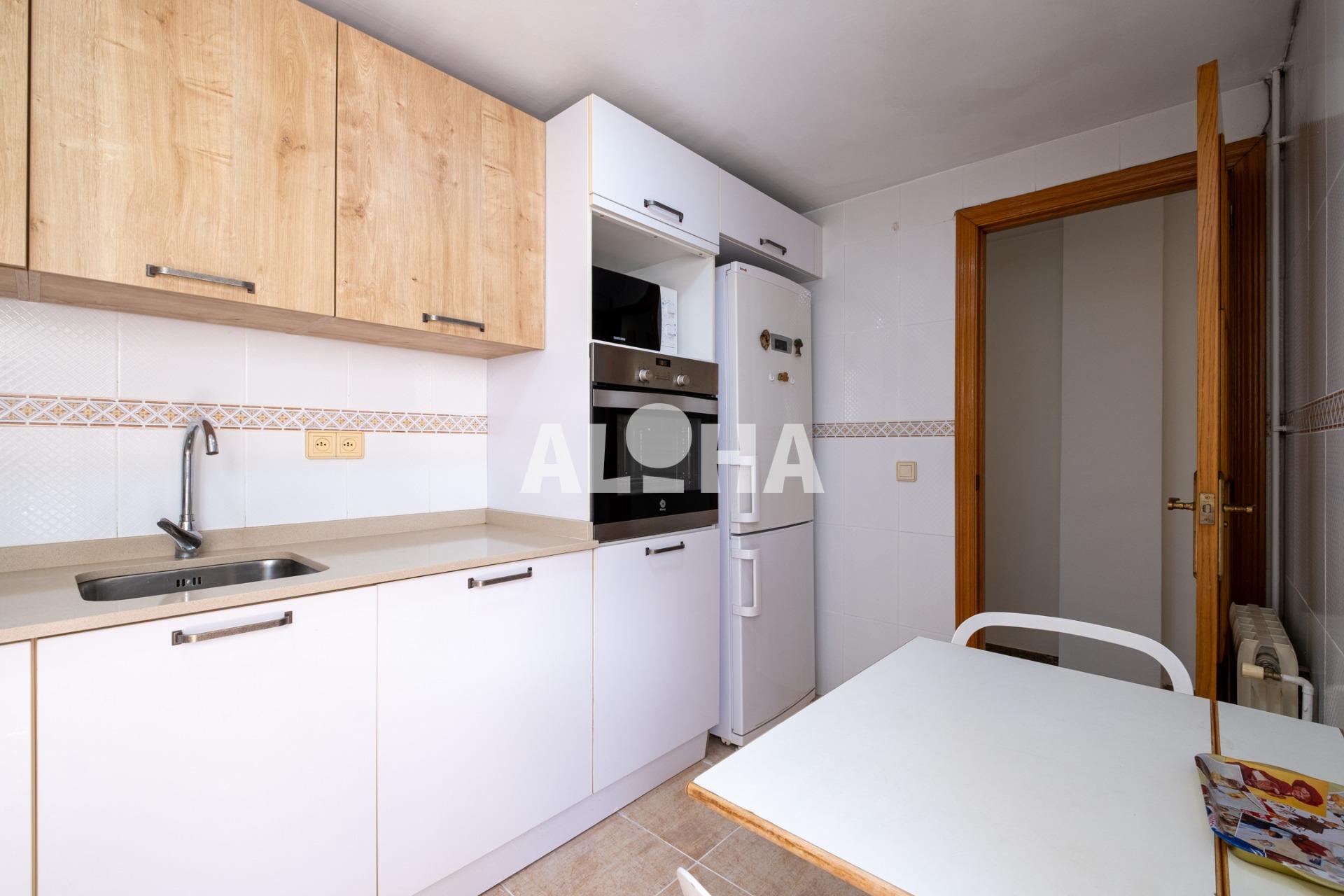 Apartamento Av.1º de mayo Alfara del Patriarca 5 Apartamento en Av.1º de mayo, Alfara del Patriarca – A0169-3