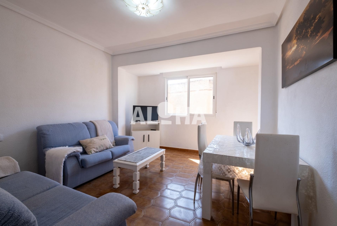 Apartamento en CEU, Alfara del Patriarca – A0737