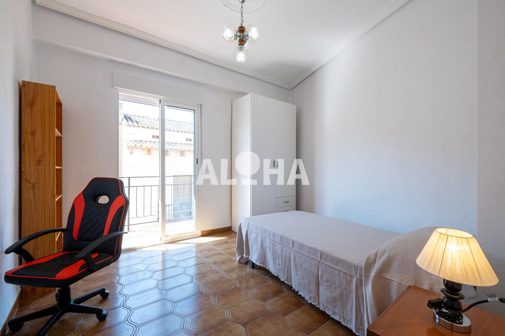 Apartamento en CEU, Alfara del Patriarca – A0737