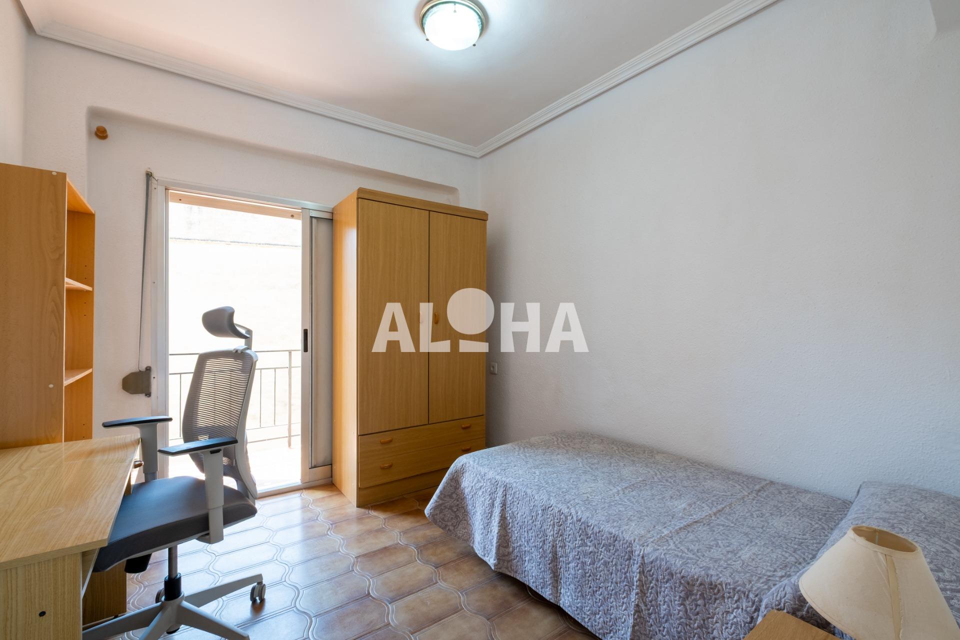 Apartamento en CEU, Alfara del Patriarca – A0737